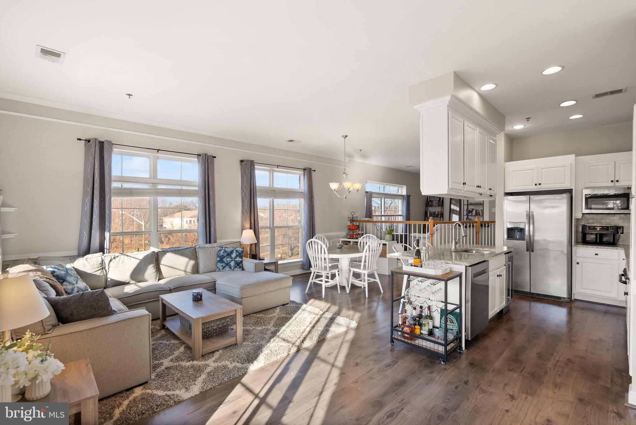 810 BELMONT BAY DRIVE 201