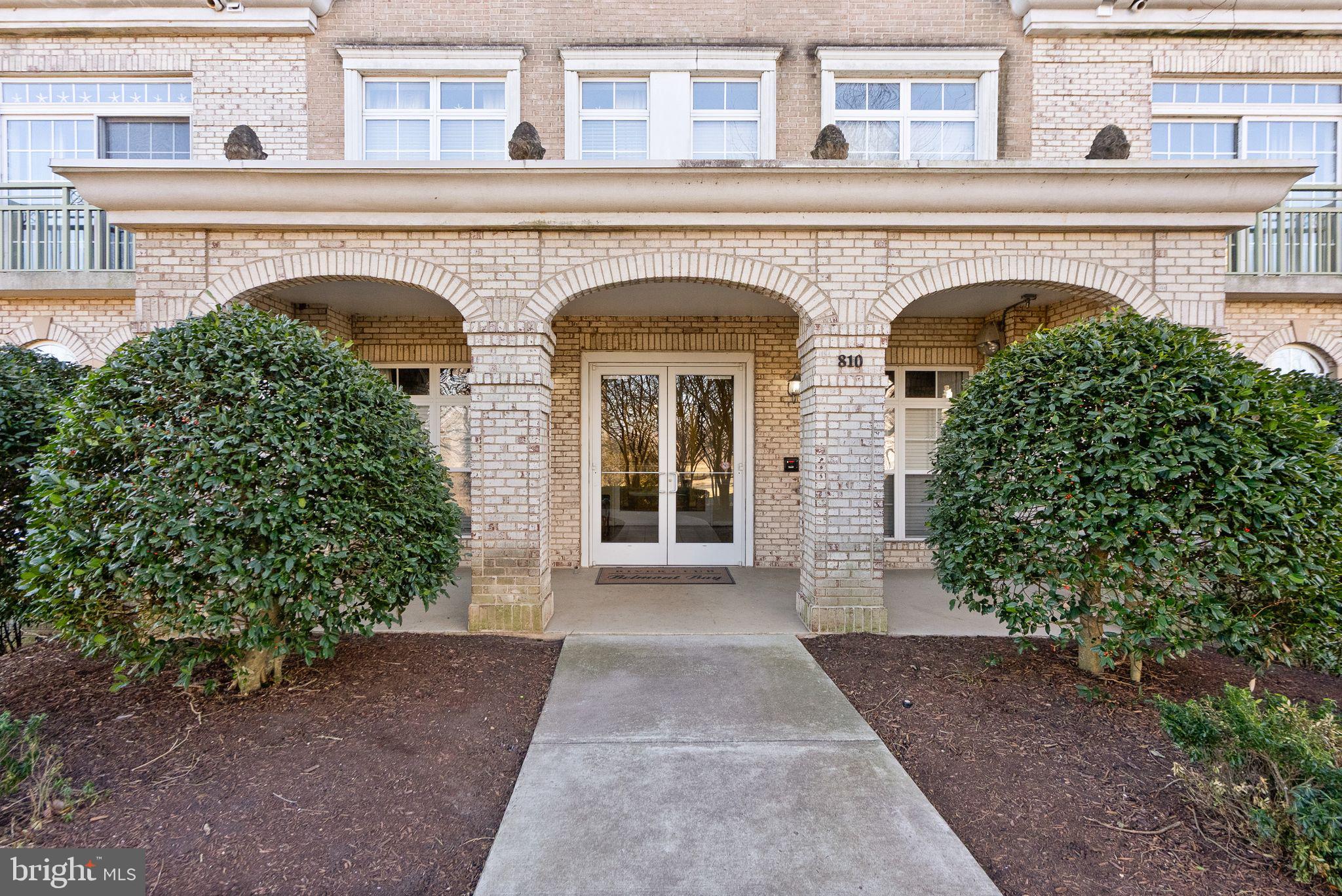 810 BELMONT BAY DRIVE 201