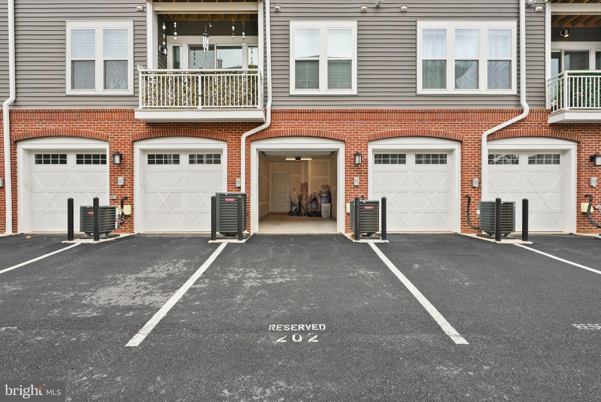 13950 ENGLEFIELD DRIVE 3202