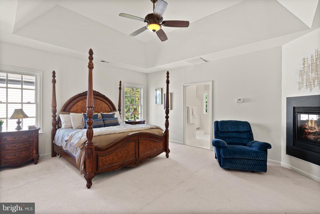 14119 BANEBERRY CIRCLE