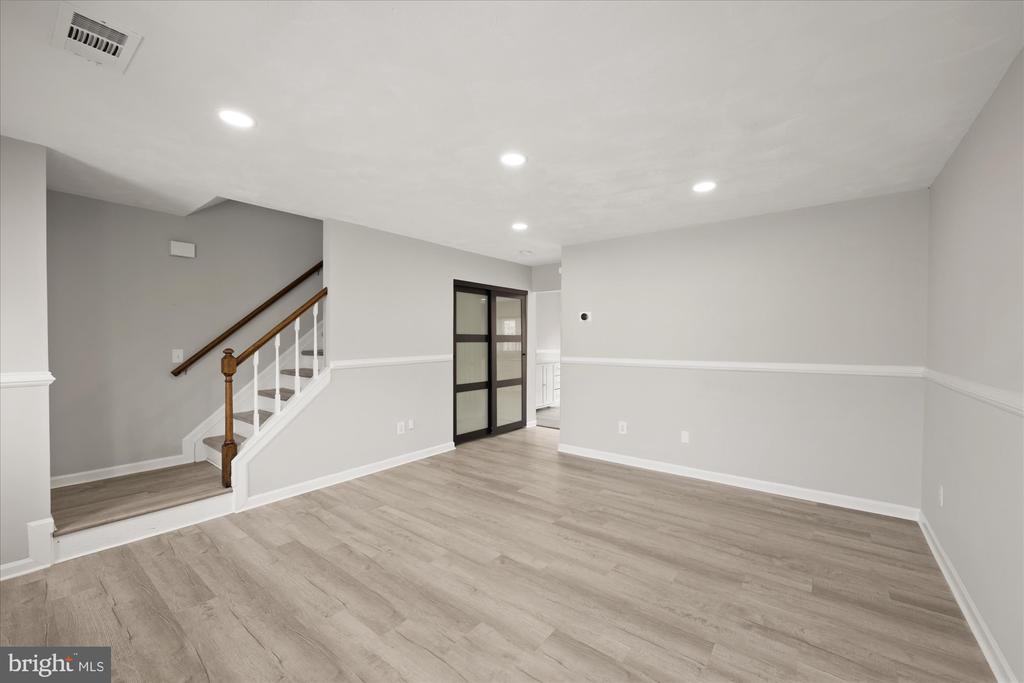12263 GRANADA WAY