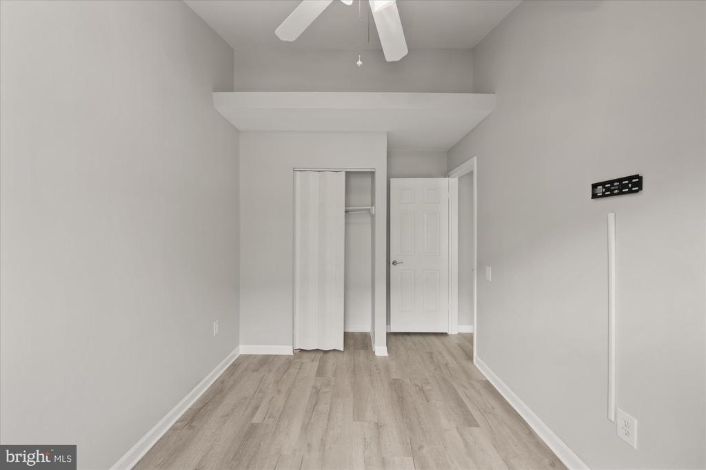12263 GRANADA WAY
