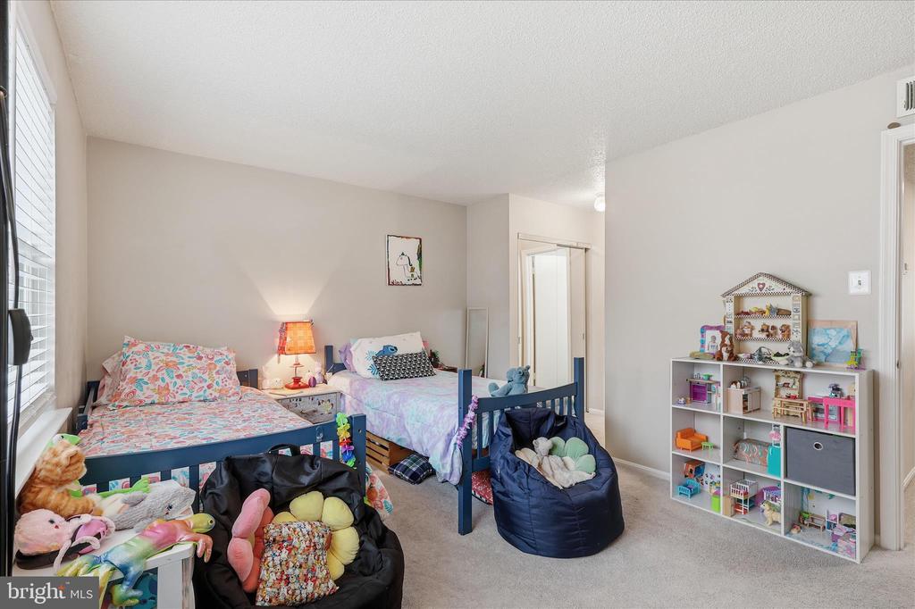 12161 CHAUCER LANE 12161