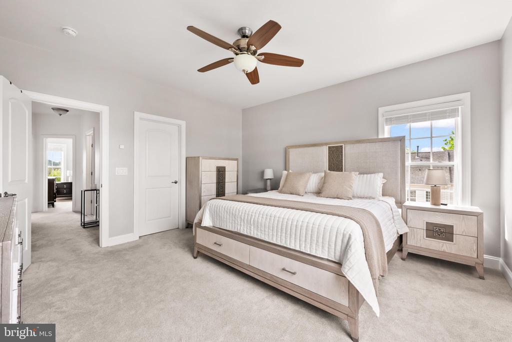 2111 ABBOTTSBURY WAY
