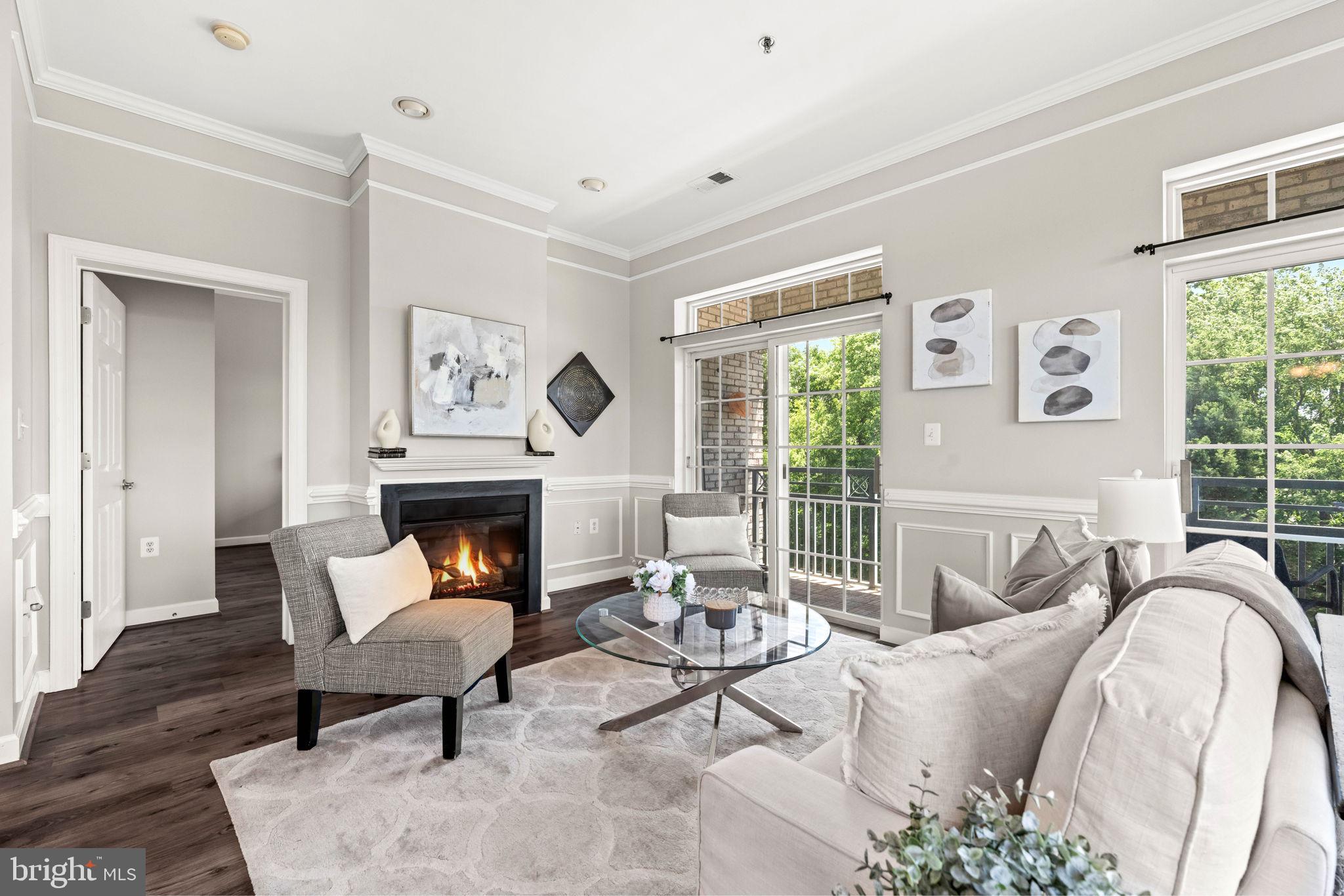 810 BELMONT BAY DRIVE 201