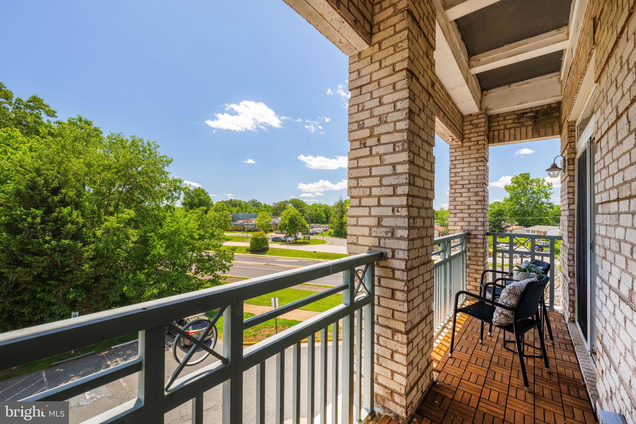 810 BELMONT BAY DRIVE 201