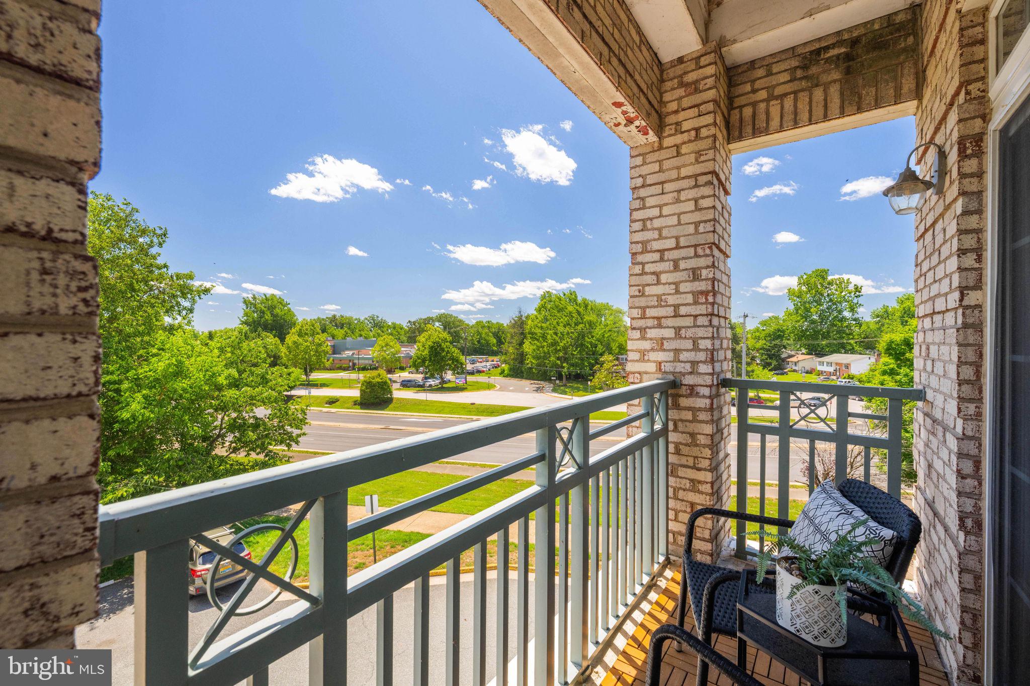 810 BELMONT BAY DRIVE 201