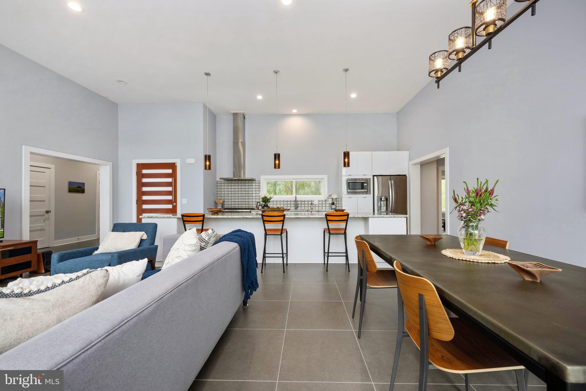 9813 CHESSMANS COURT