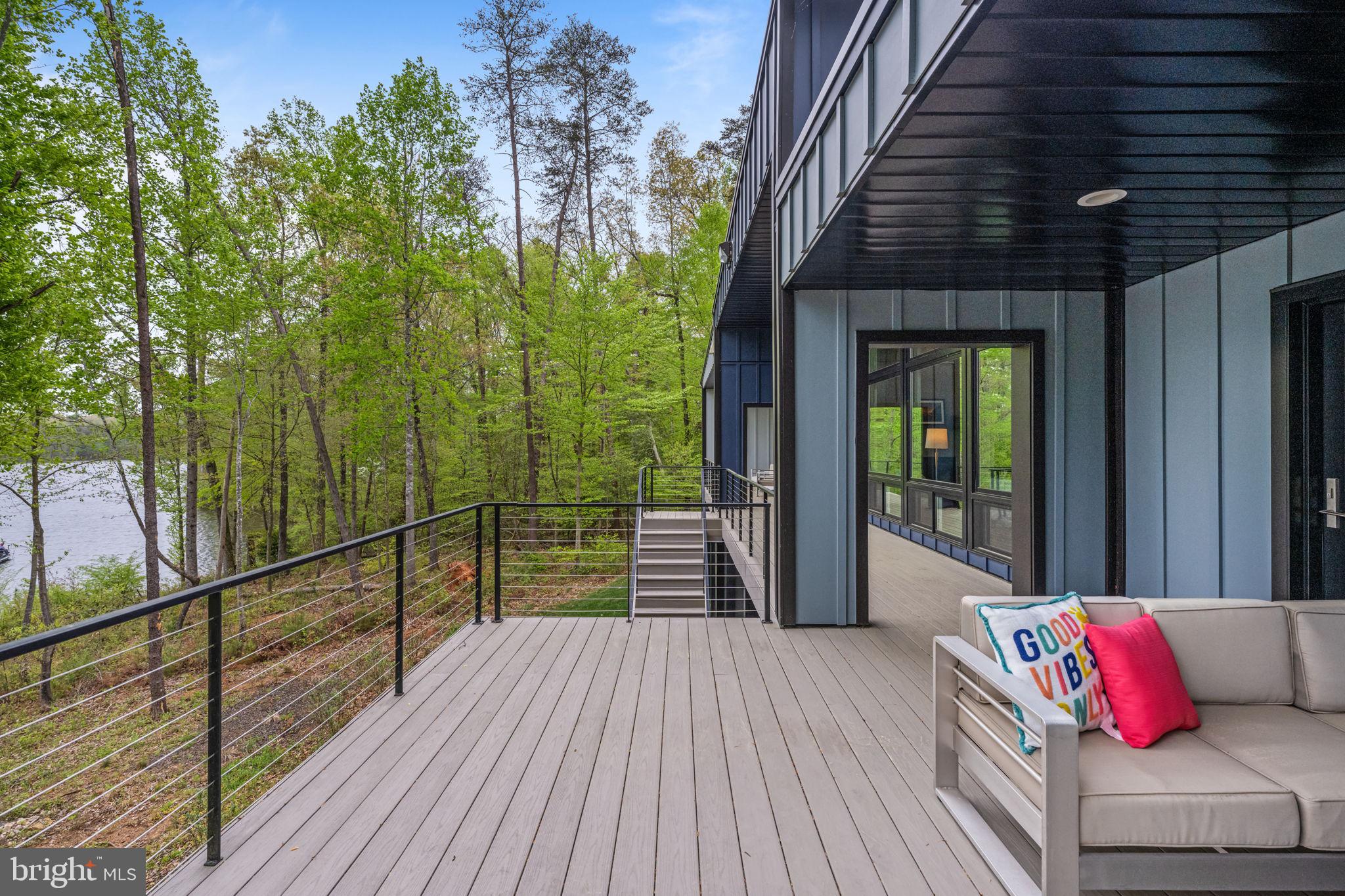 9813 CHESSMANS COURT