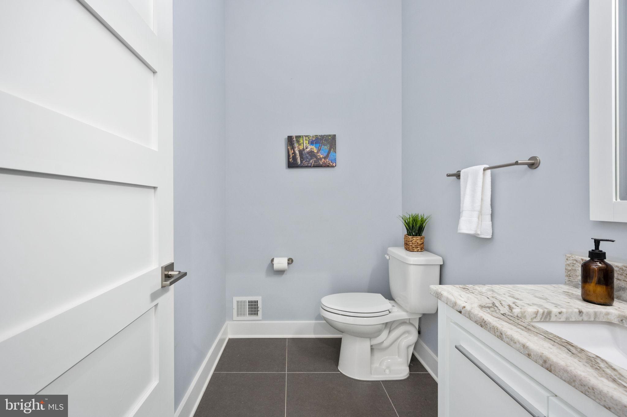 9813 CHESSMANS COURT