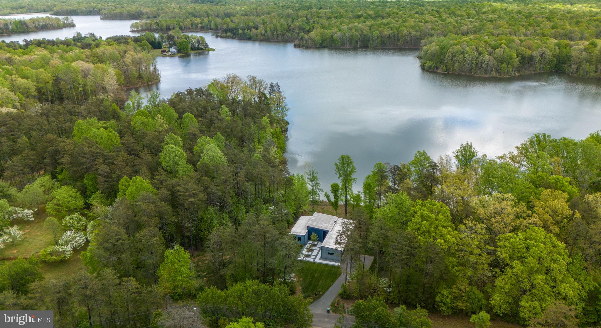 9813 CHESSMANS COURT