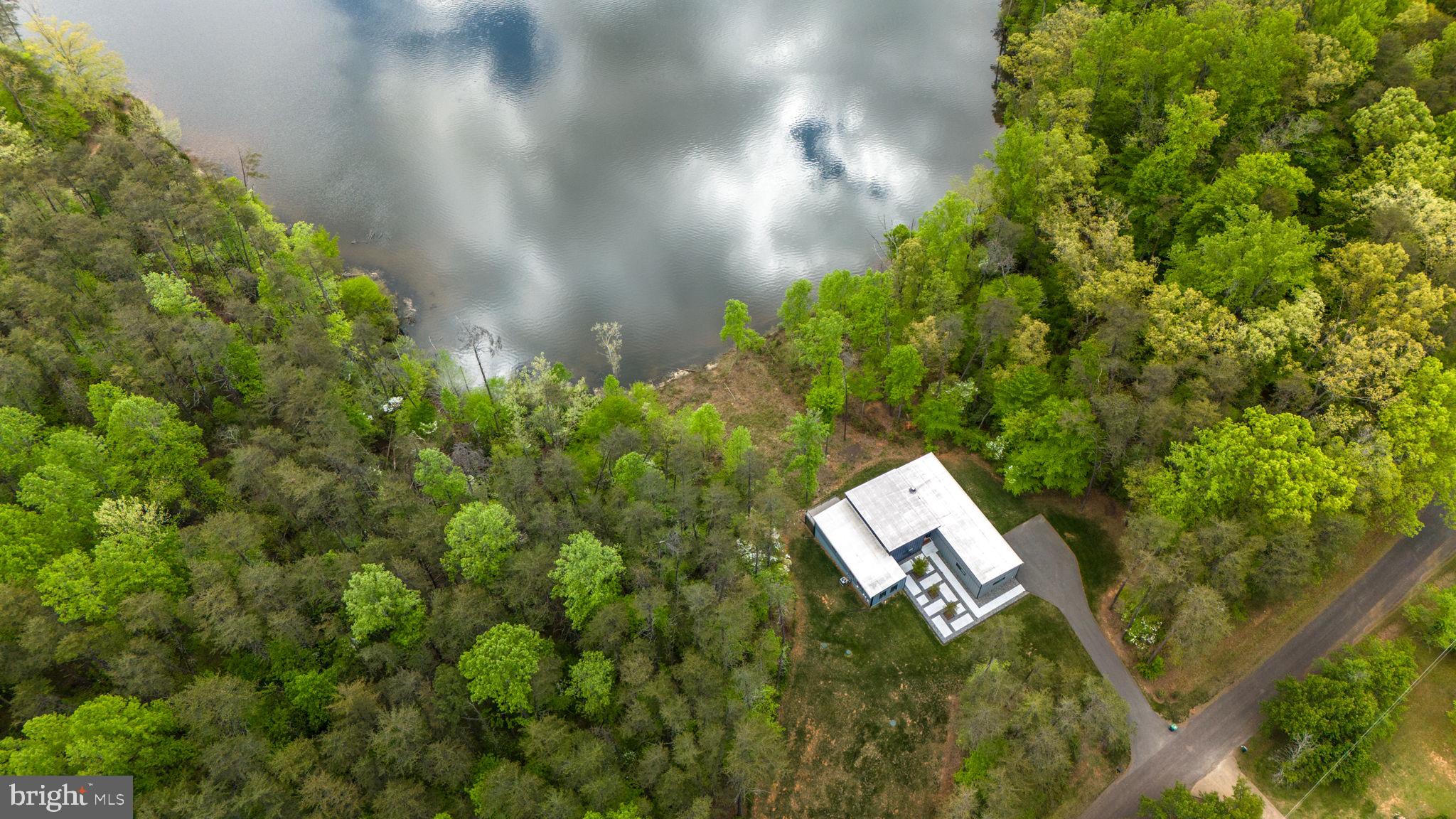 9813 CHESSMANS COURT