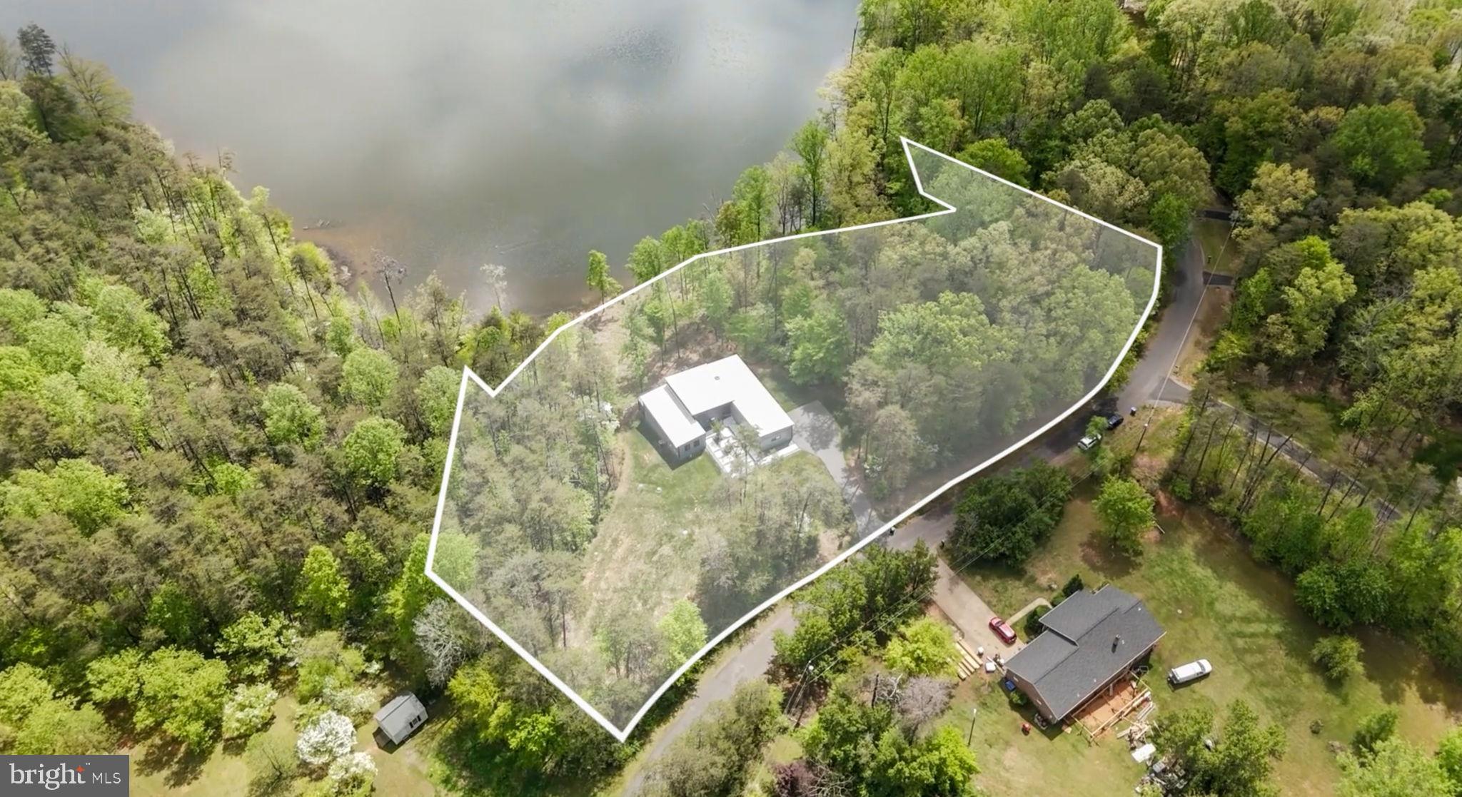 9813 CHESSMANS COURT