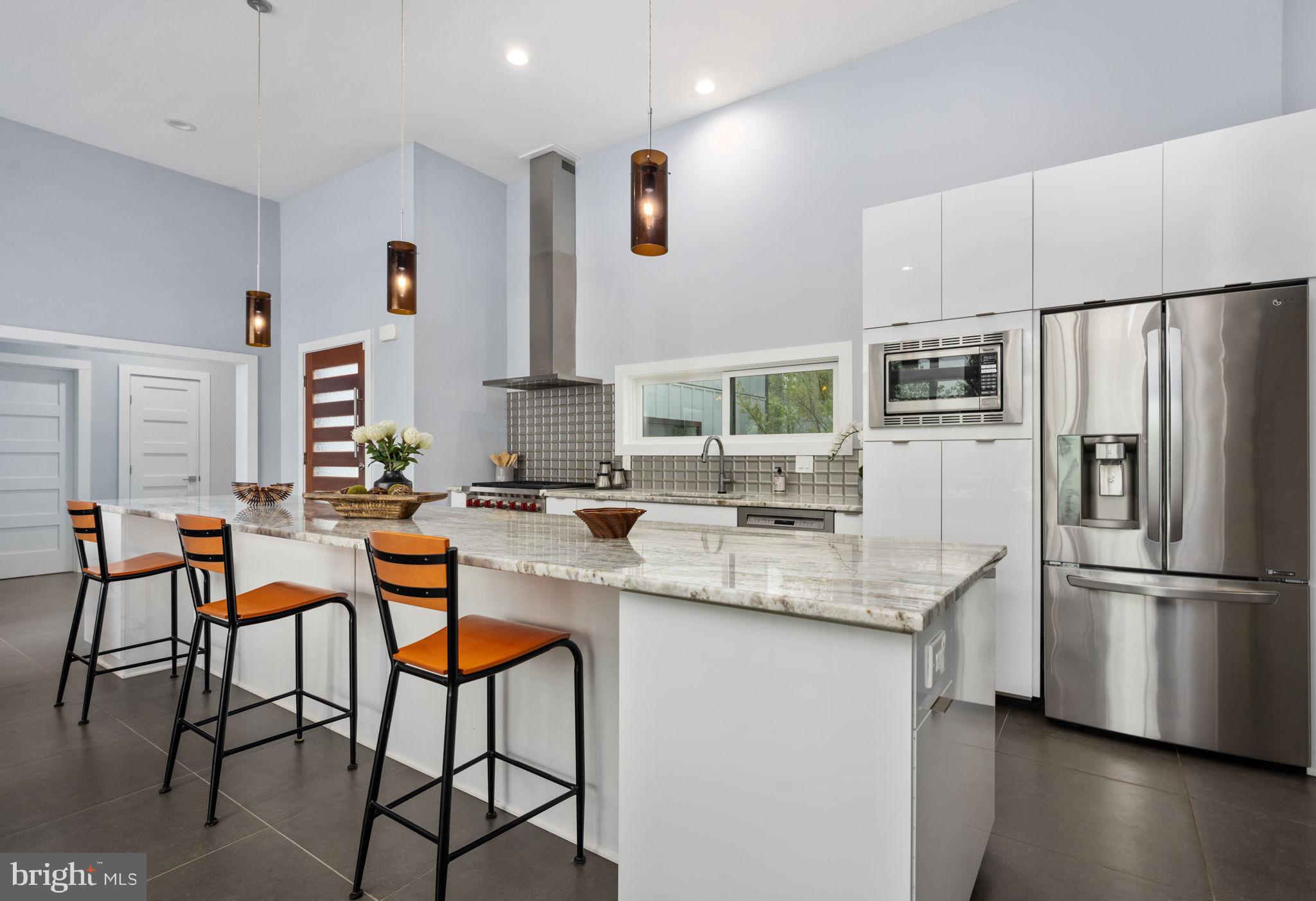 9813 CHESSMANS COURT