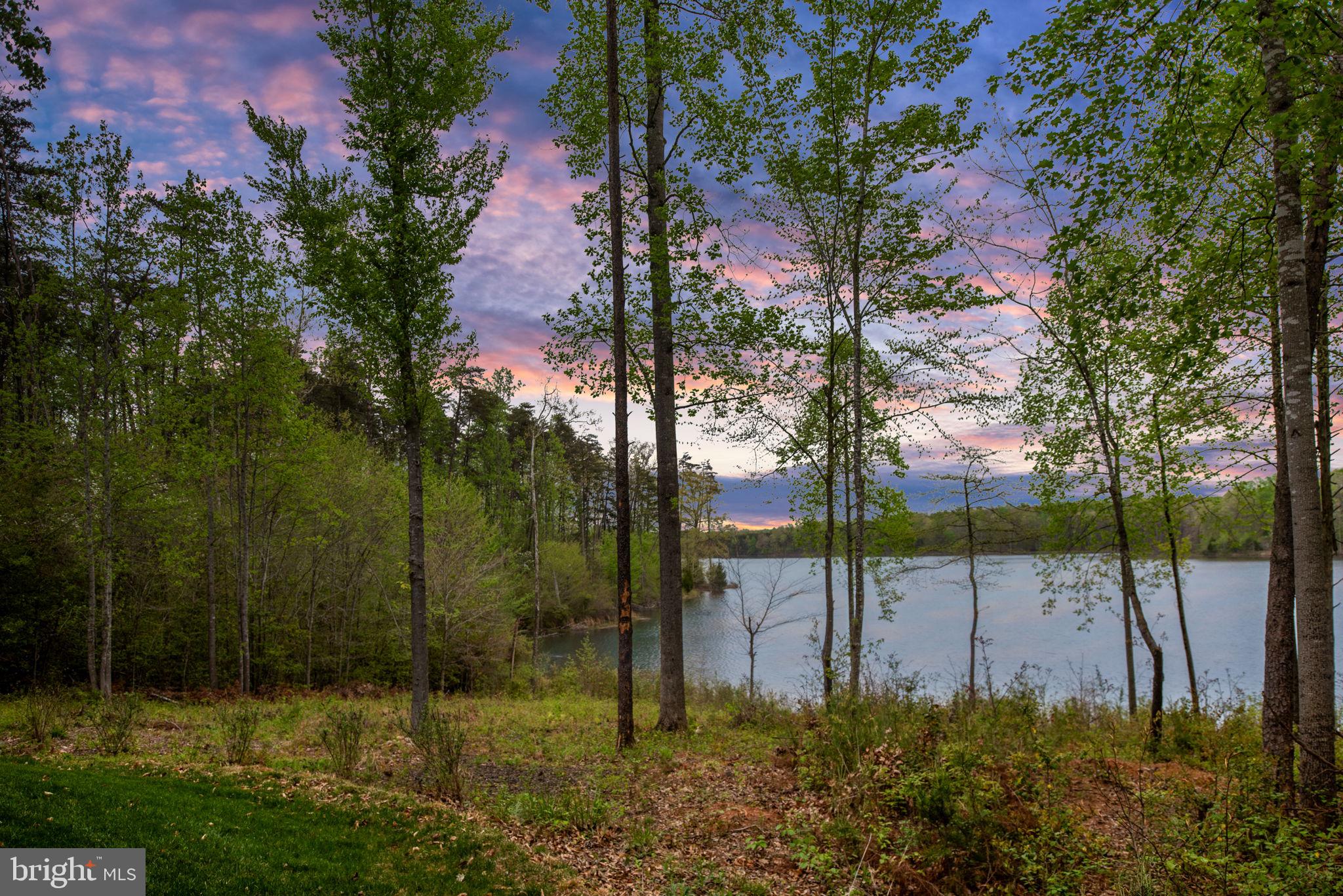 9813 CHESSMANS COURT