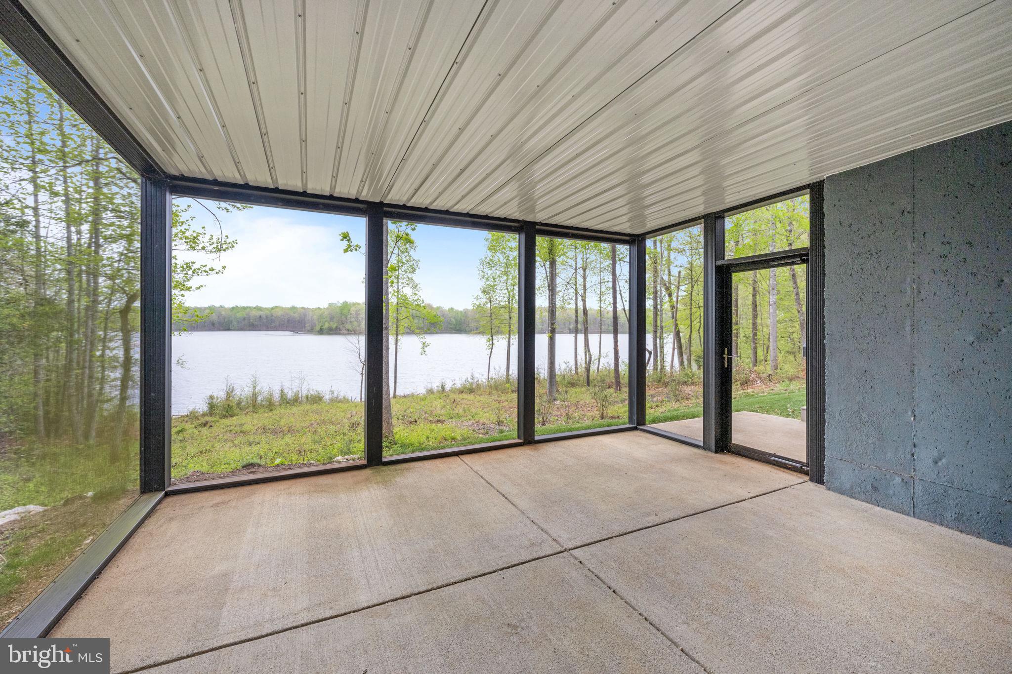 9813 CHESSMANS COURT