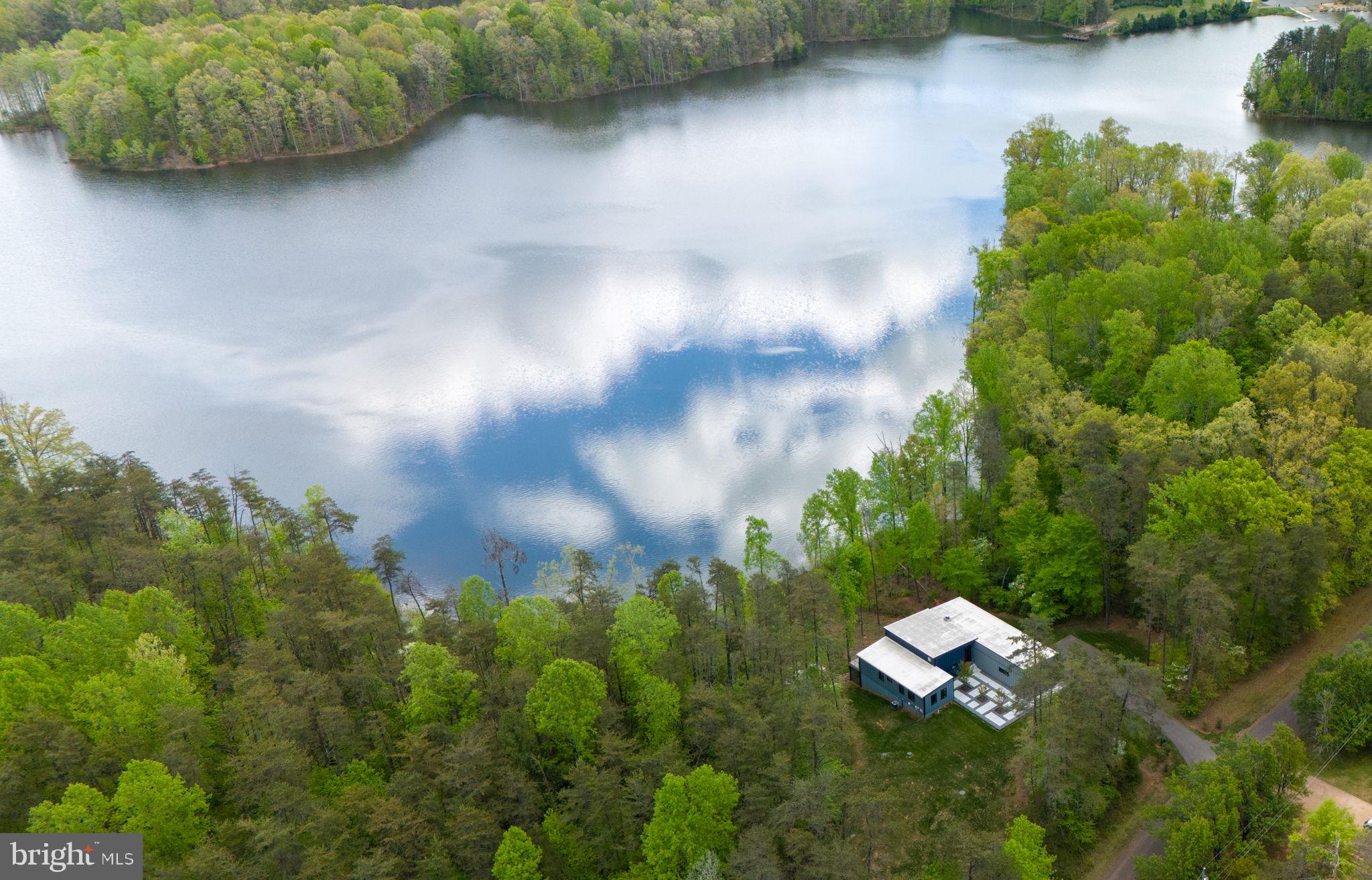 9813 CHESSMANS COURT