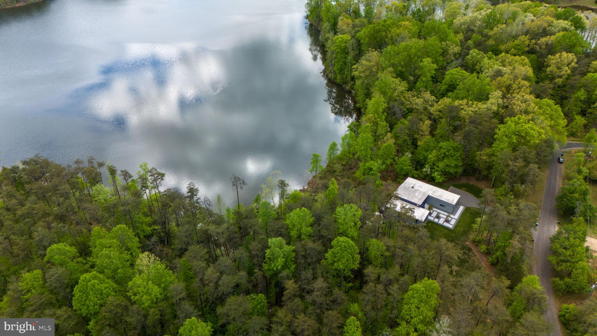 9813 CHESSMANS COURT