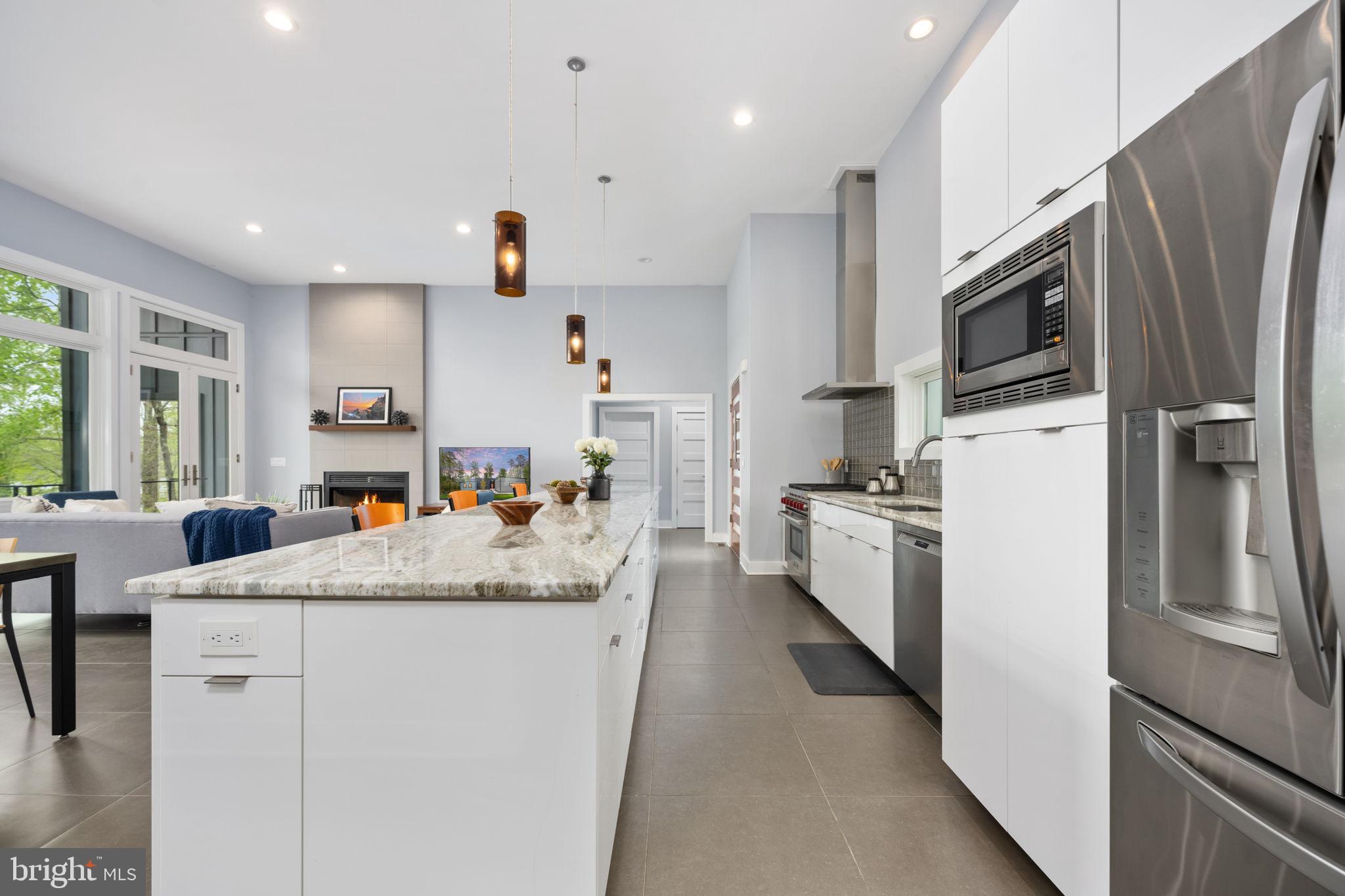 9813 CHESSMANS COURT