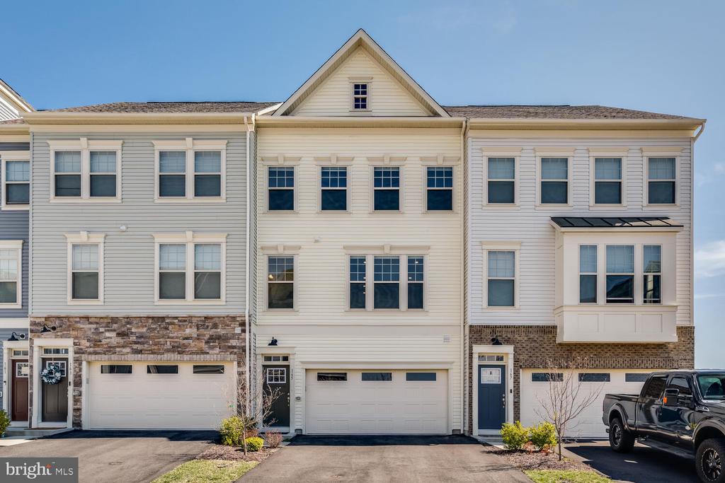 165 WHITSON WOODS PLACE