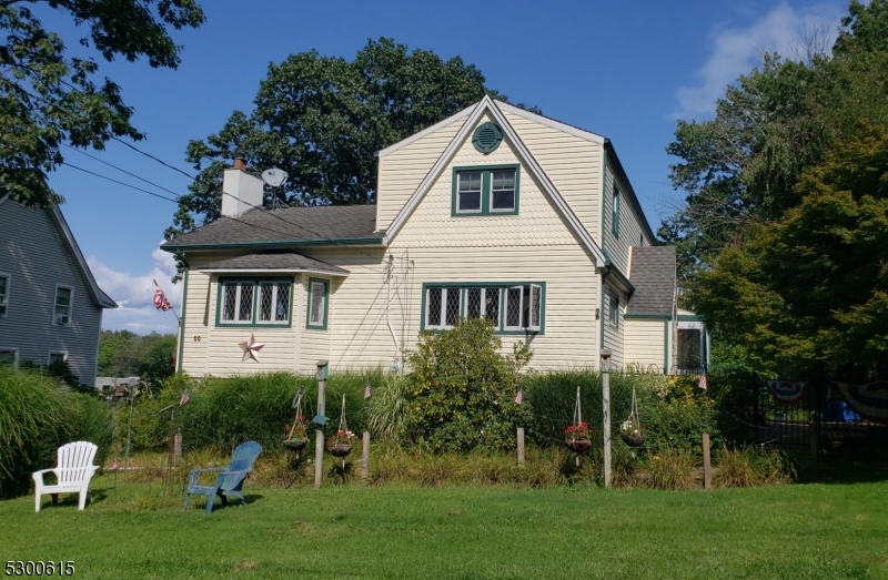 55 Chapel Hill Rd