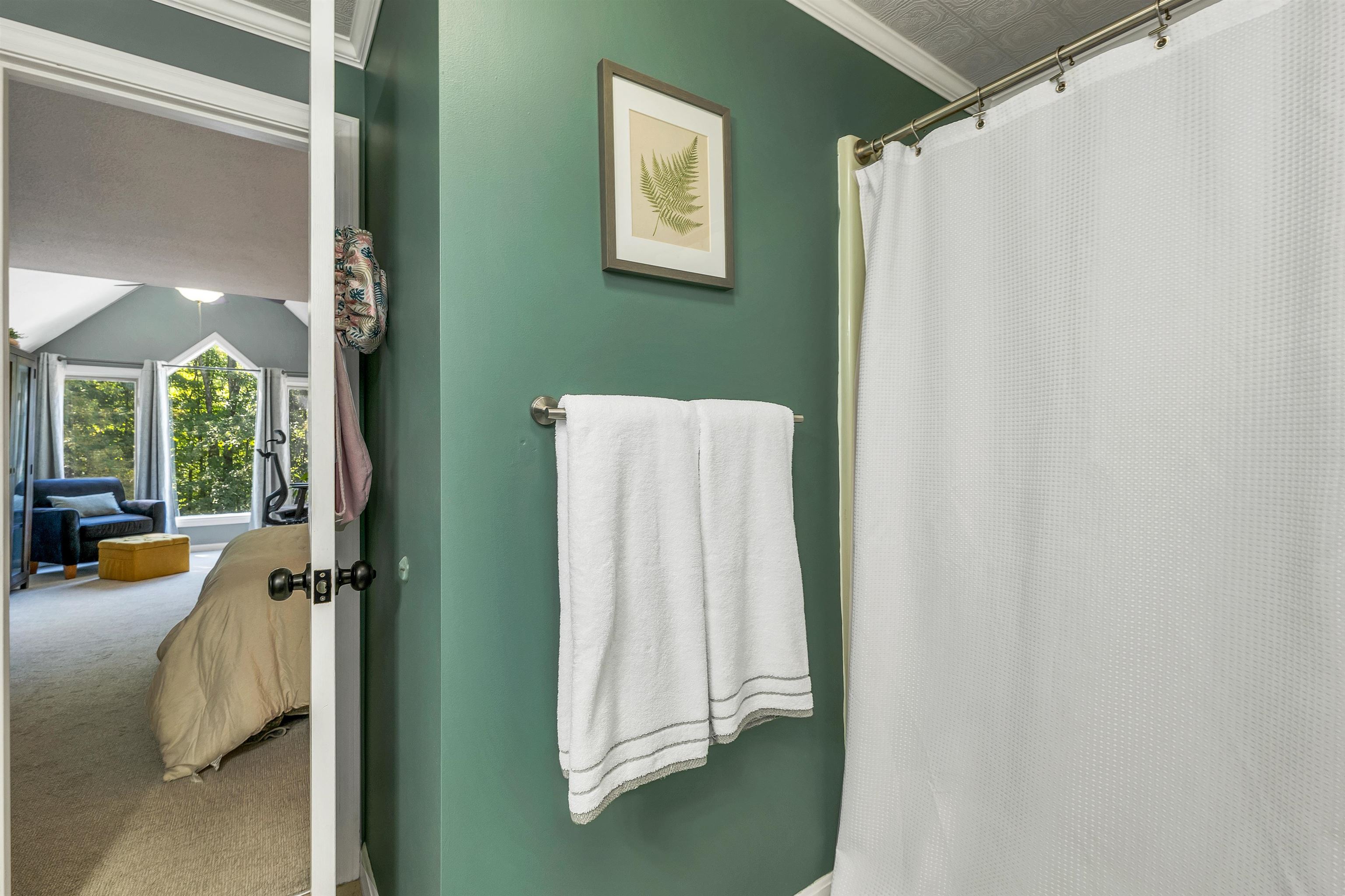 365 North River Road Unit: 5