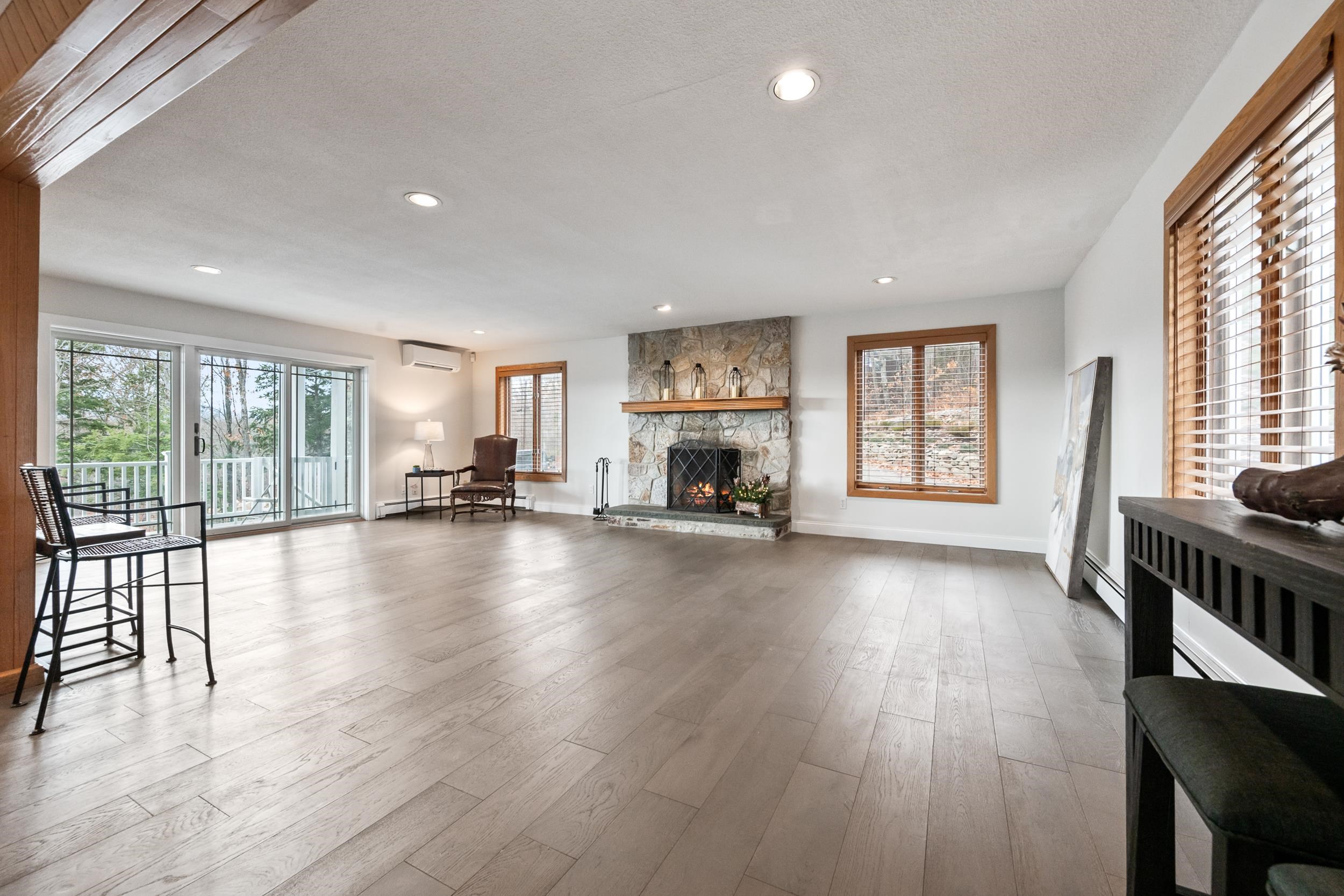 24 North Ledge Road