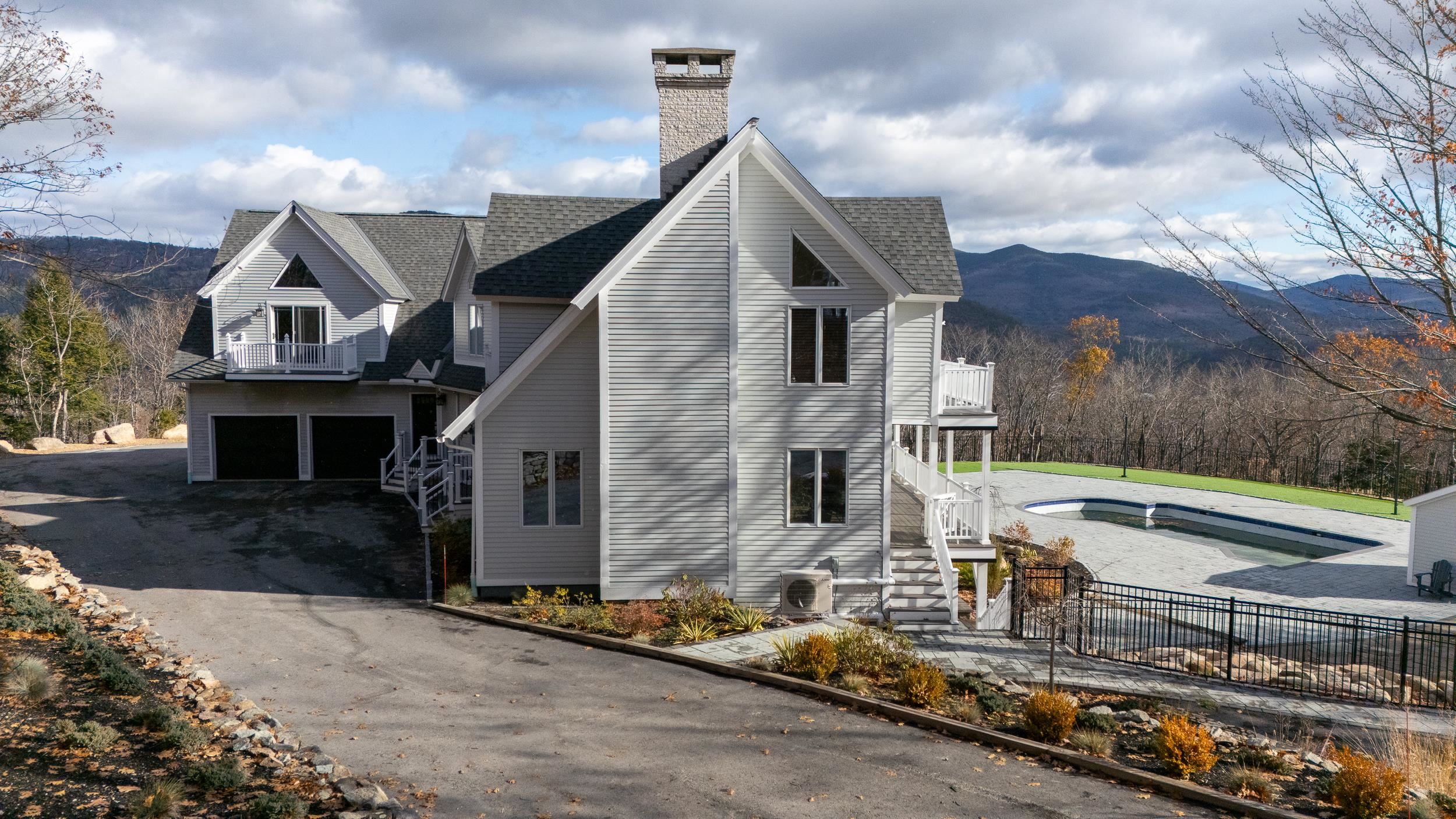 24 North Ledge Road