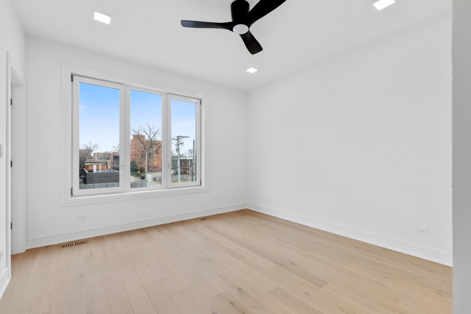 338 E Pershing Road
