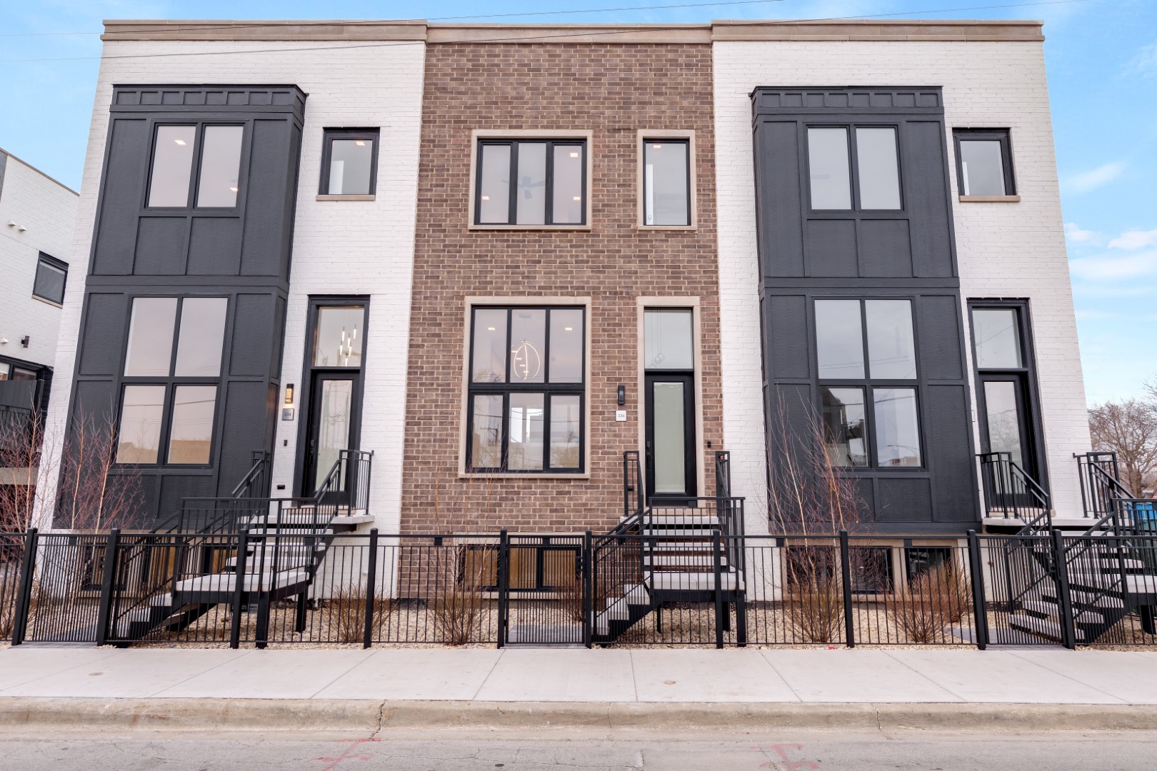338 E Pershing Road