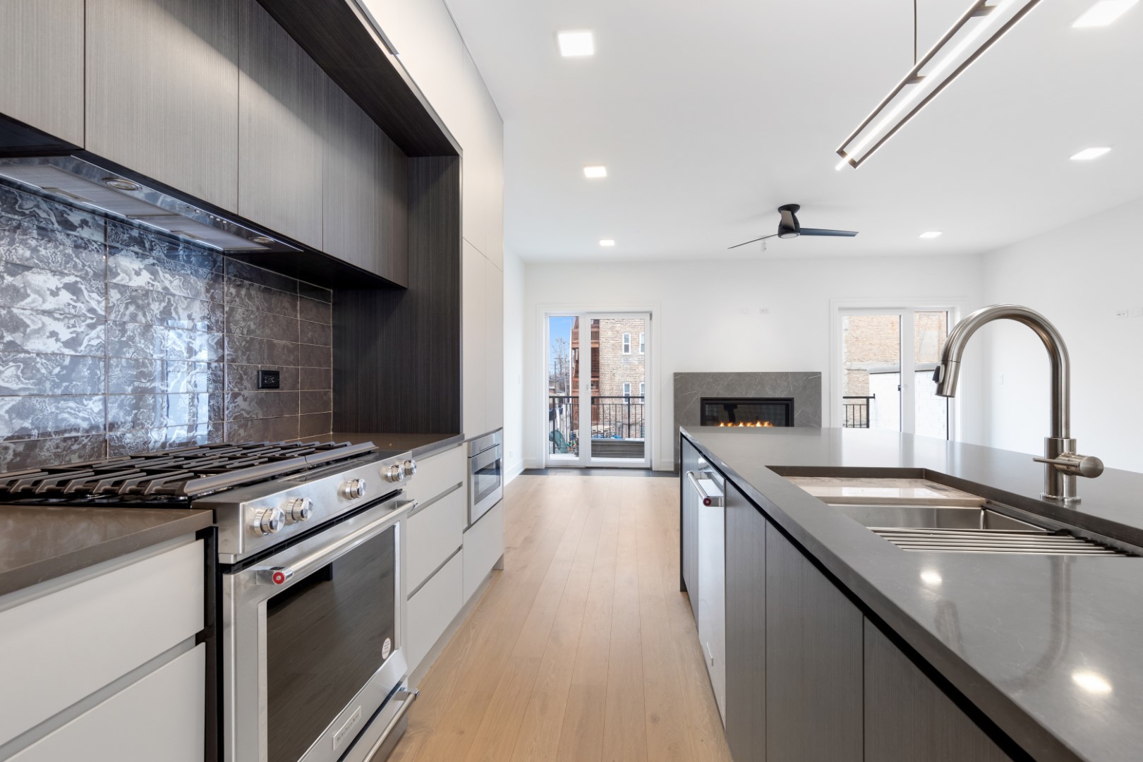 338 E Pershing Road