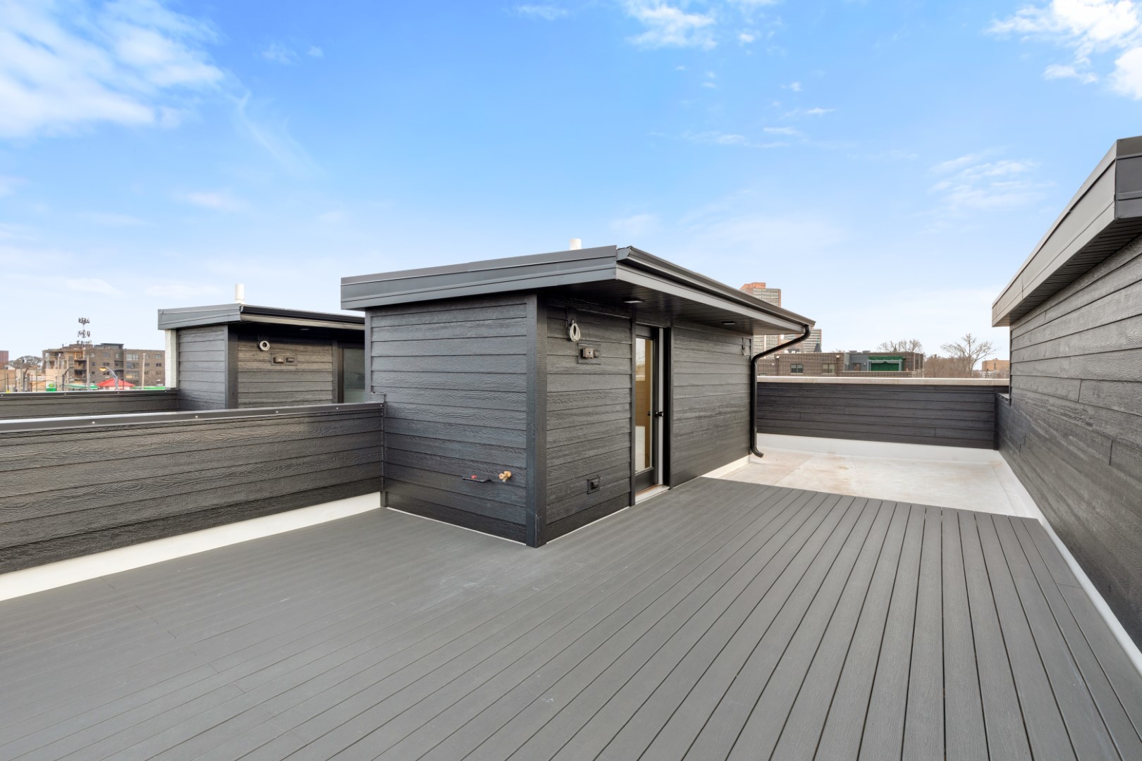 338 E Pershing Road