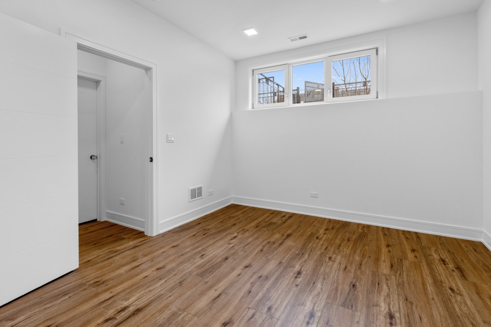 338 E Pershing Road