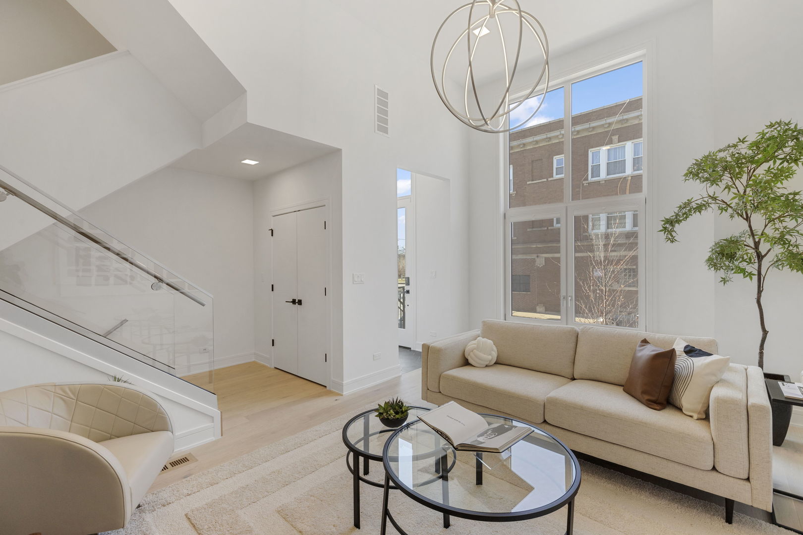 336 E Pershing Road