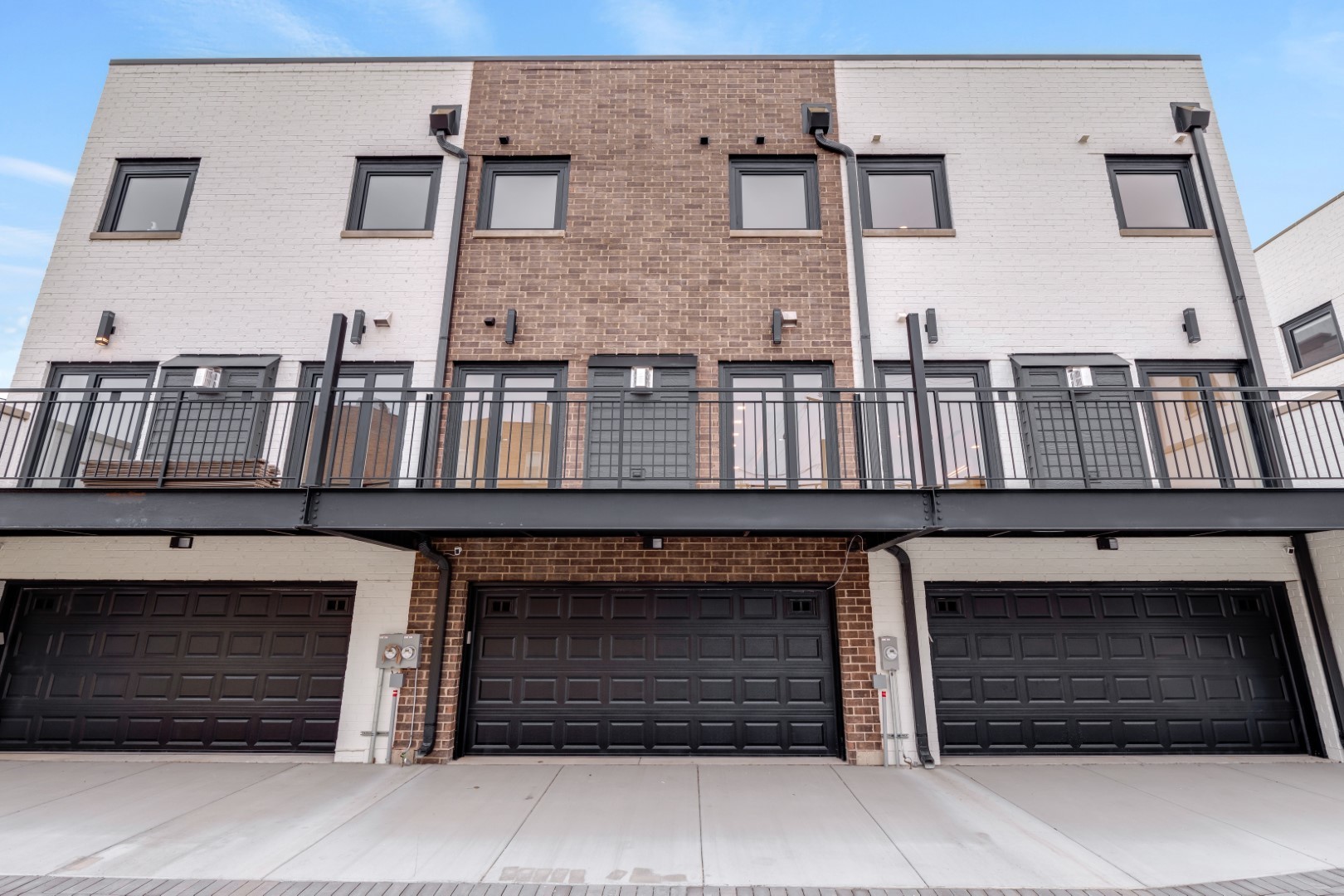 336 E Pershing Road