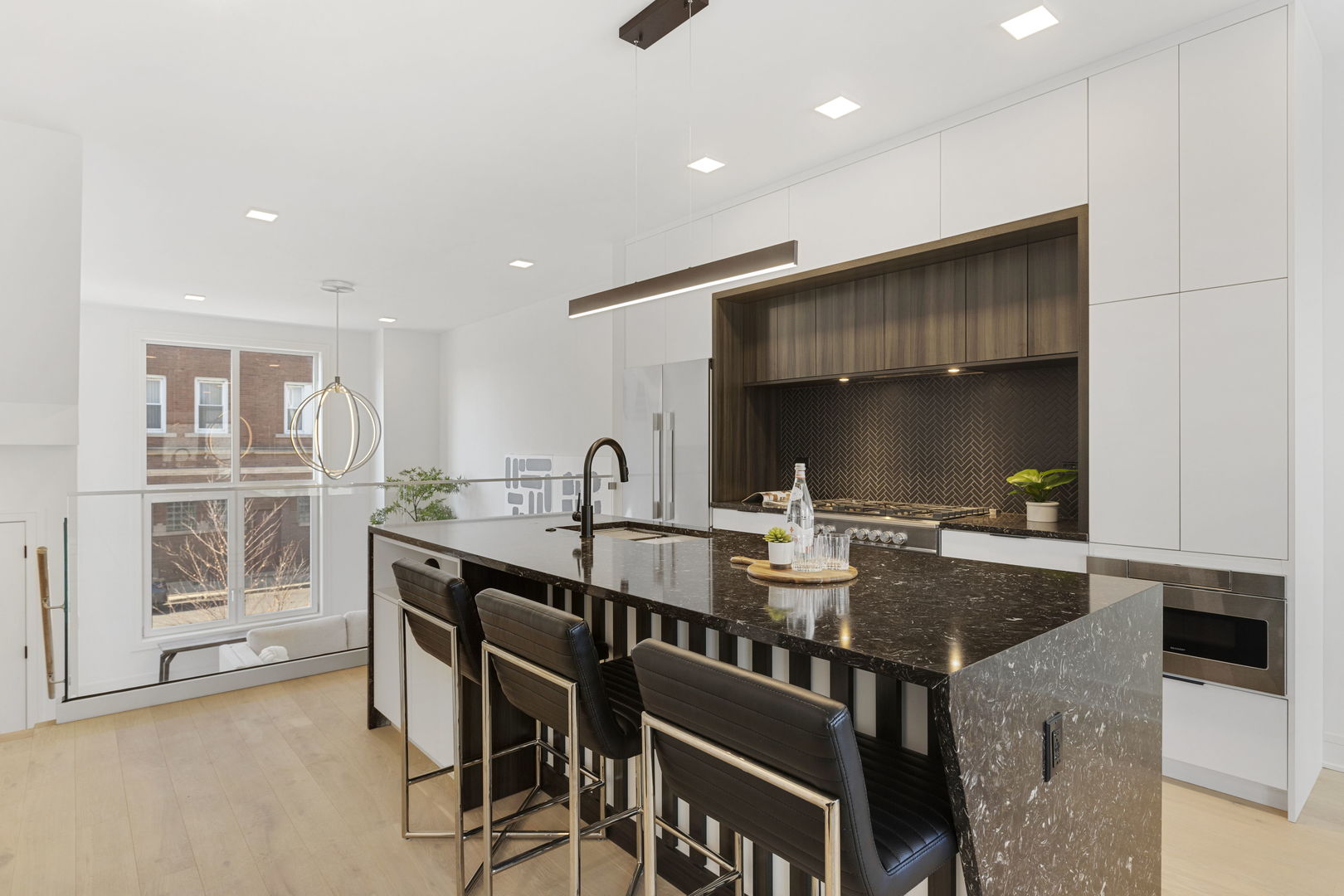 336 E Pershing Road