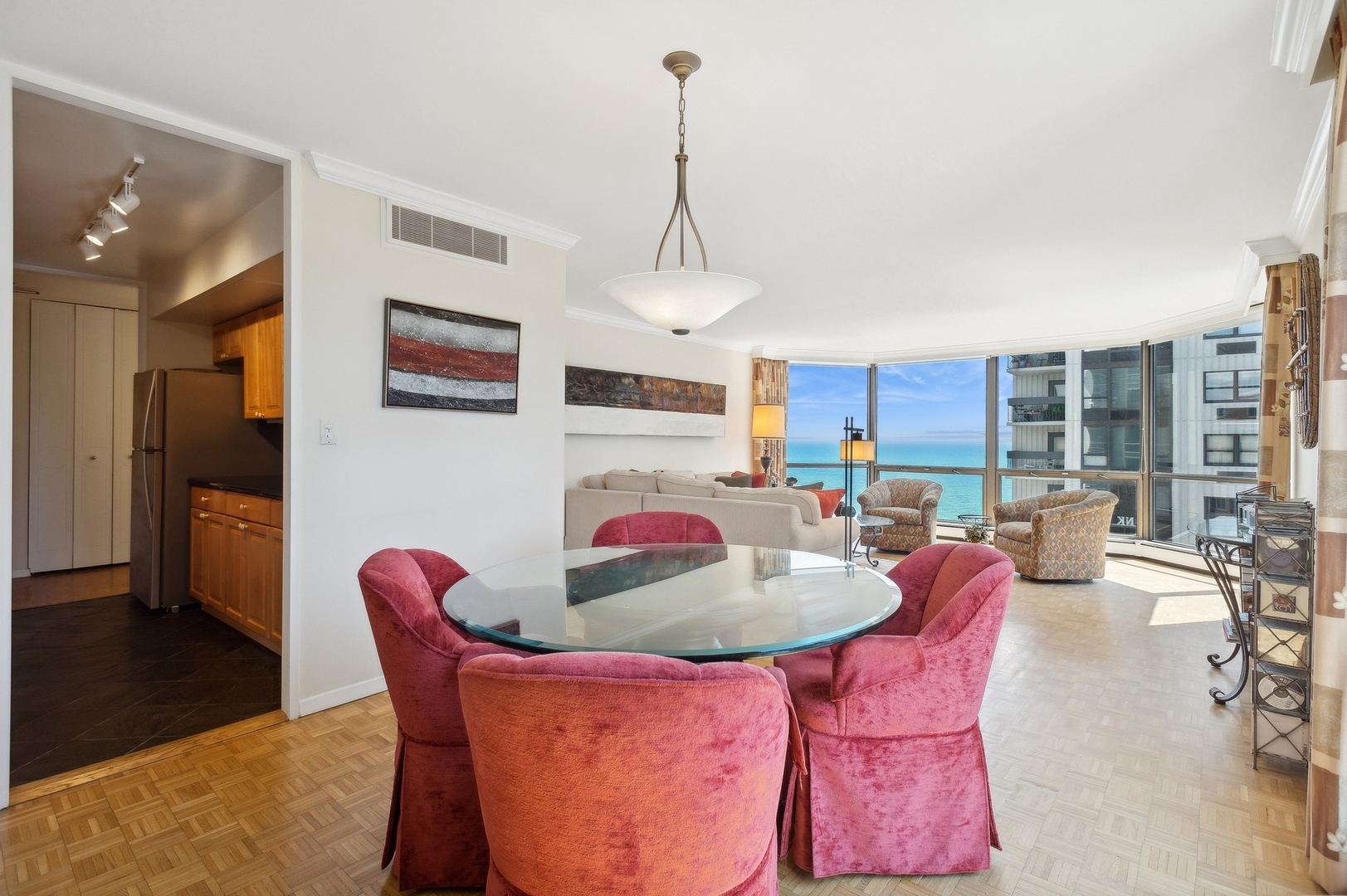 1310 N Ritchie Court Unit: 20C