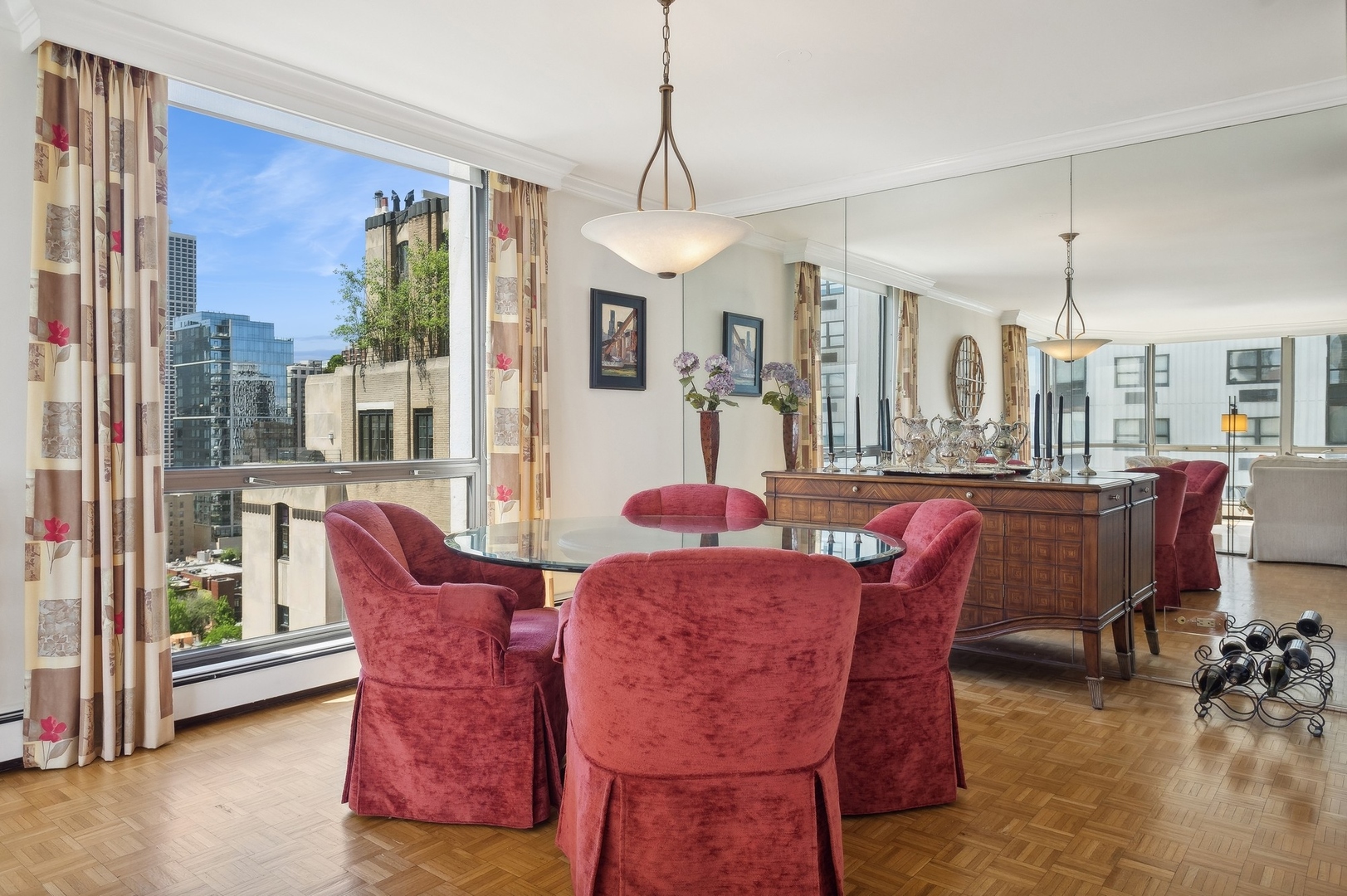 1310 N Ritchie Court Unit: 20C