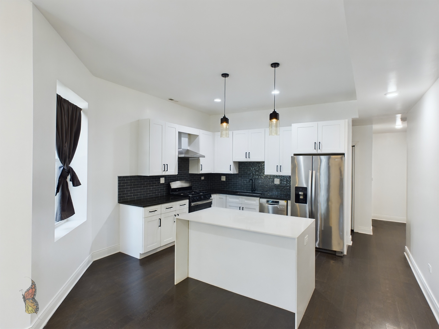 4516 S King Drive Unit: 1