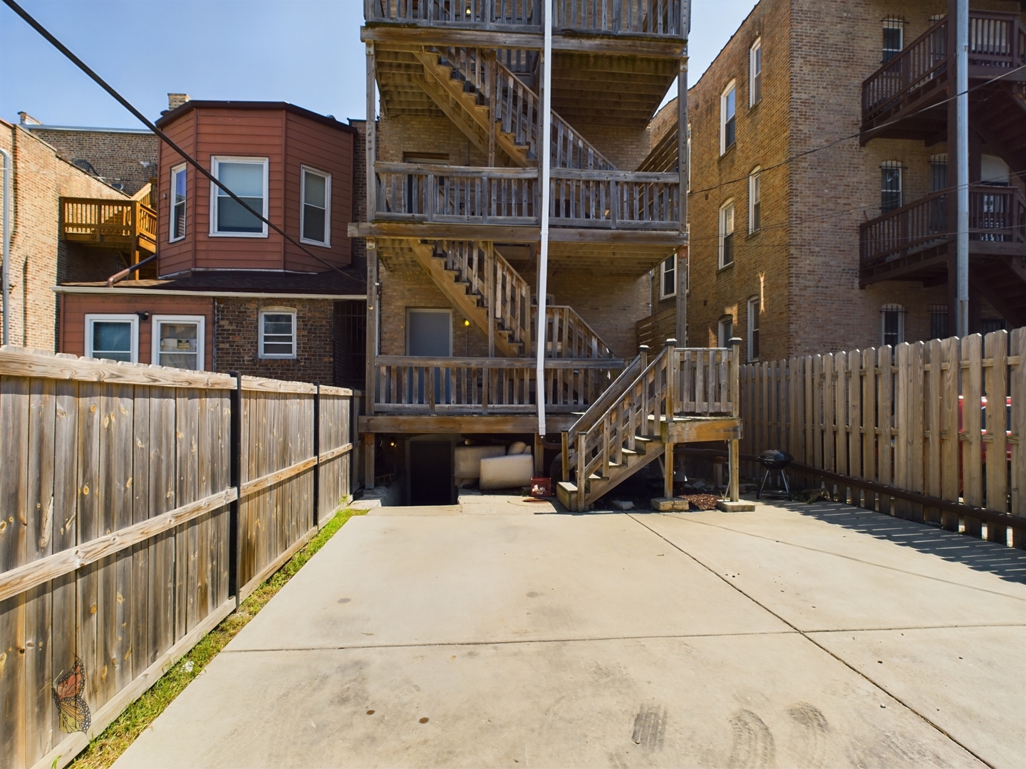 4516 S King Drive Unit: 1