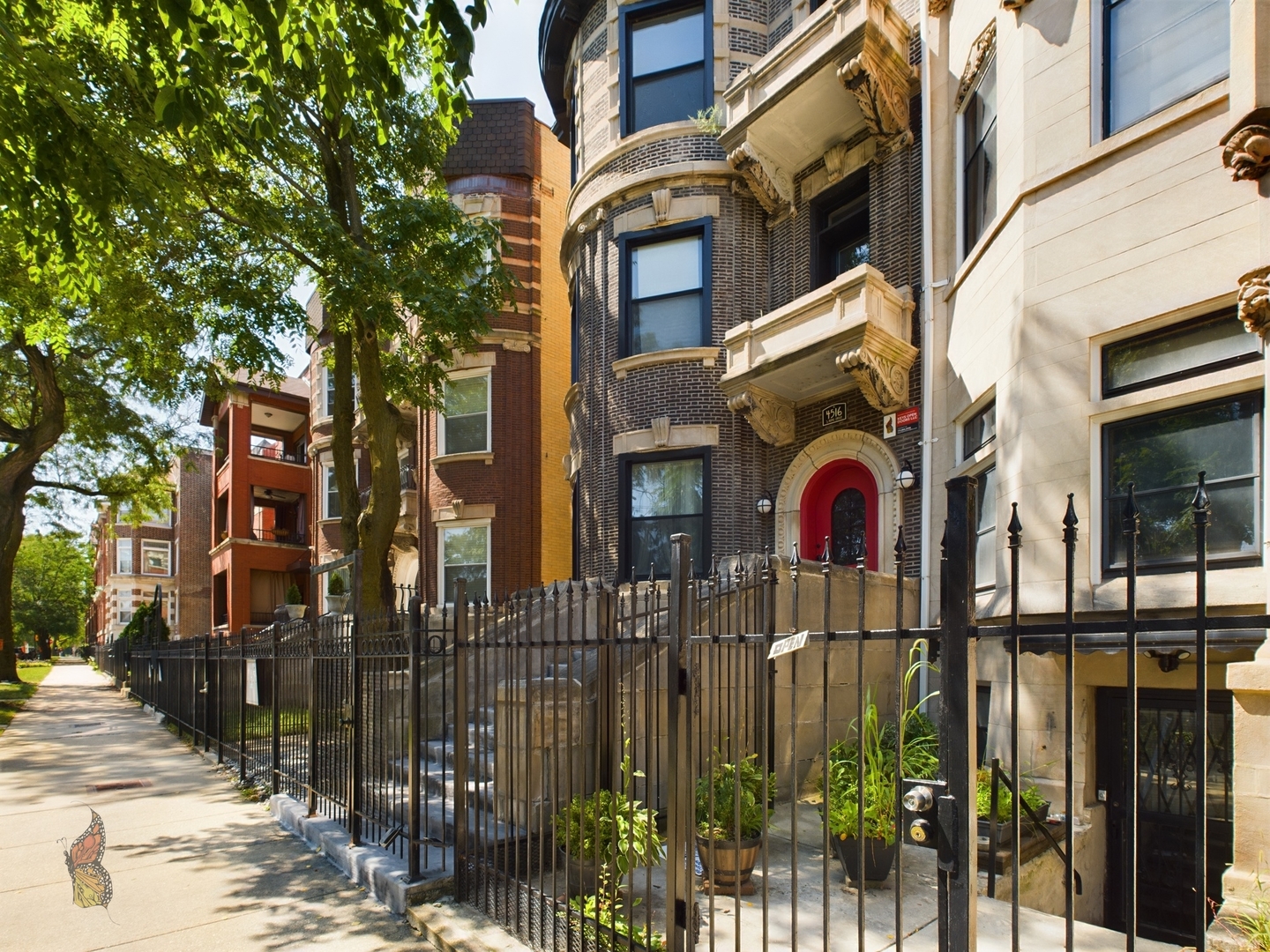 4516 S King Drive Unit: 1