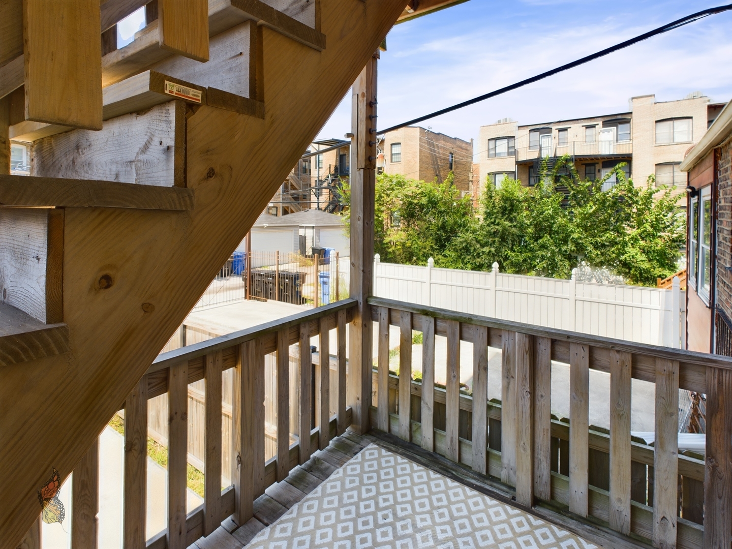 4516 S King Drive Unit: 1