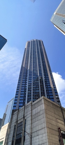 512 N Mcclurg Court Unit: 5710