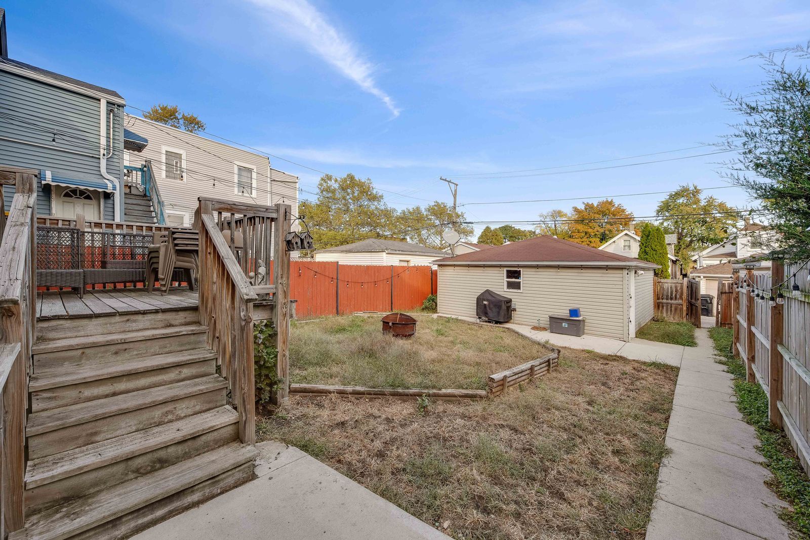 2053 N Lavergne Avenue