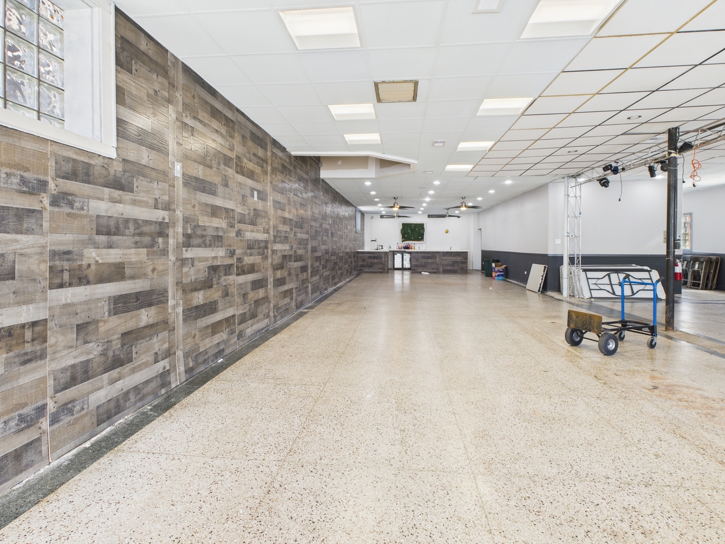 1800 W Pershing Road