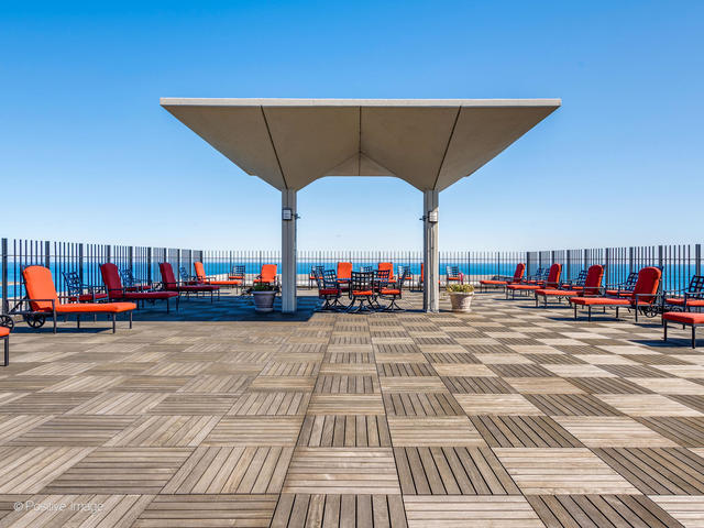 3550 N Lake Shore Drive Unit: 1823