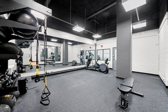 3550 N Lake Shore Drive Unit: 1823