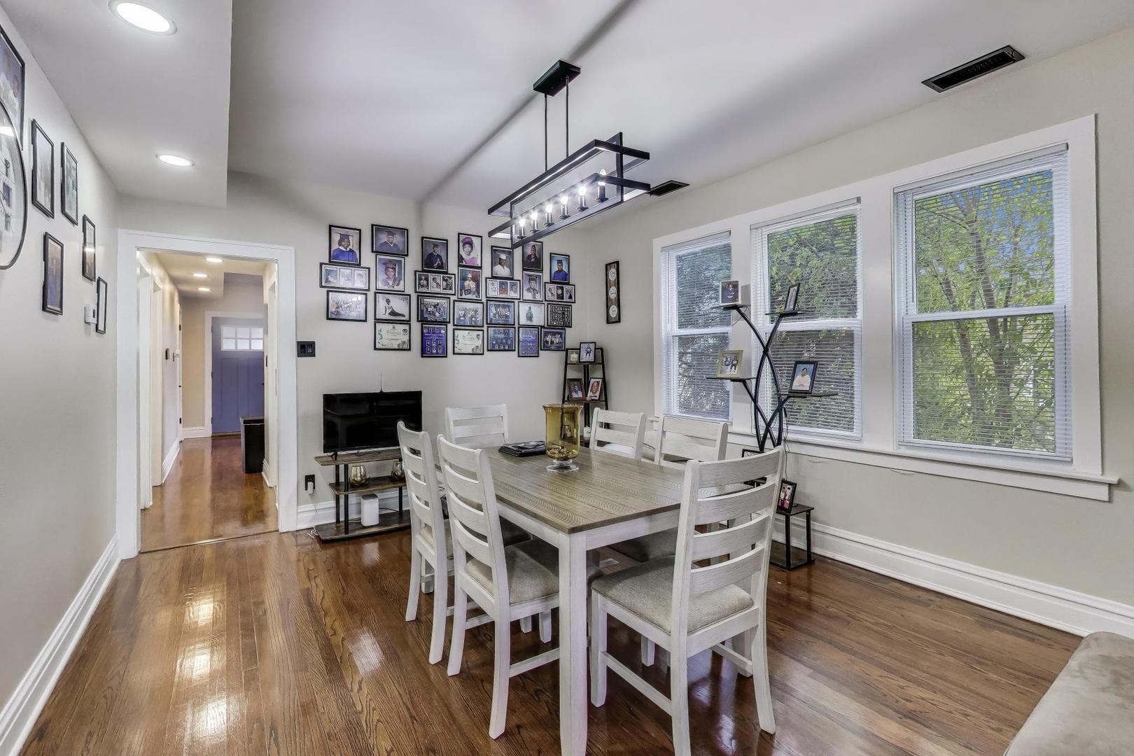 1337 S Austin Boulevard