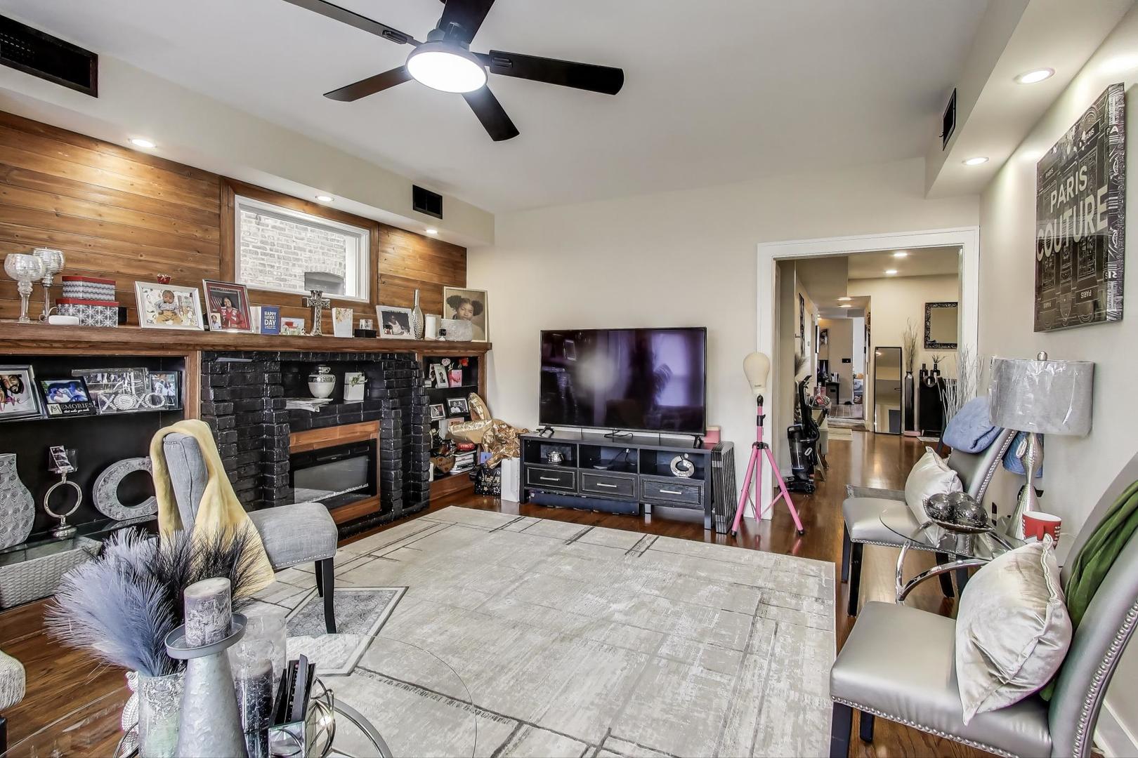 1337 S Austin Boulevard