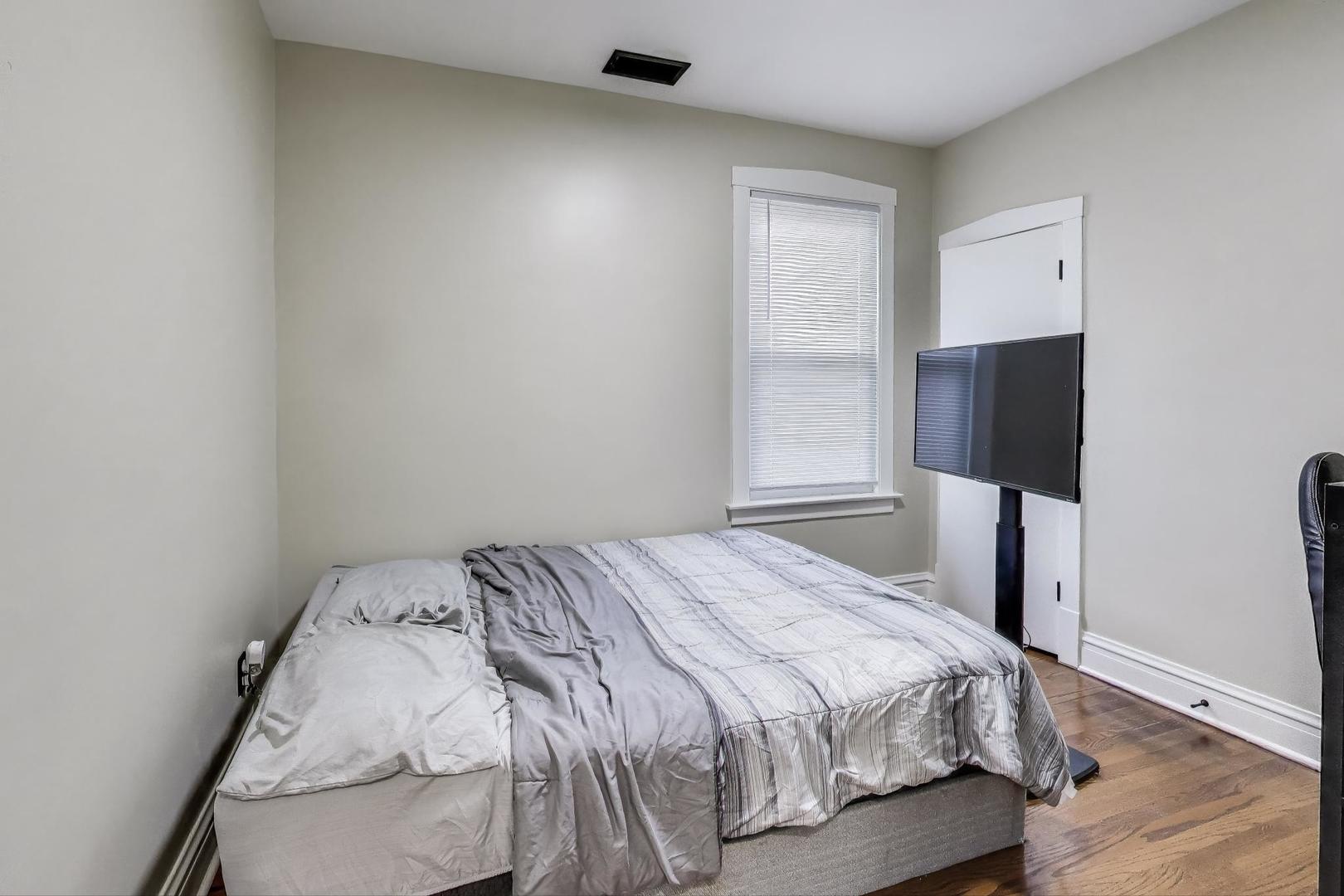 1337 S Austin Boulevard